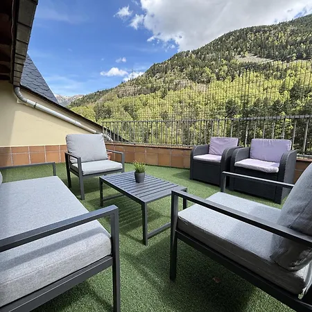 Atico 12 Personas Con Vistas Panoramicas I Andbnb *